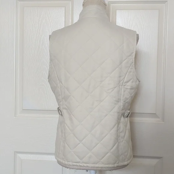 Orvis Women's Off-white Quilted Vest - Picture 4 of 5